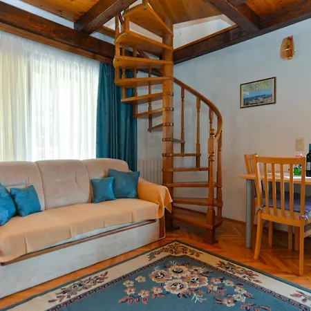 Marko 1377 Apartment