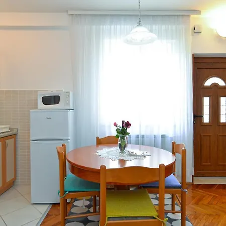 Marko 1377 Apartmán *